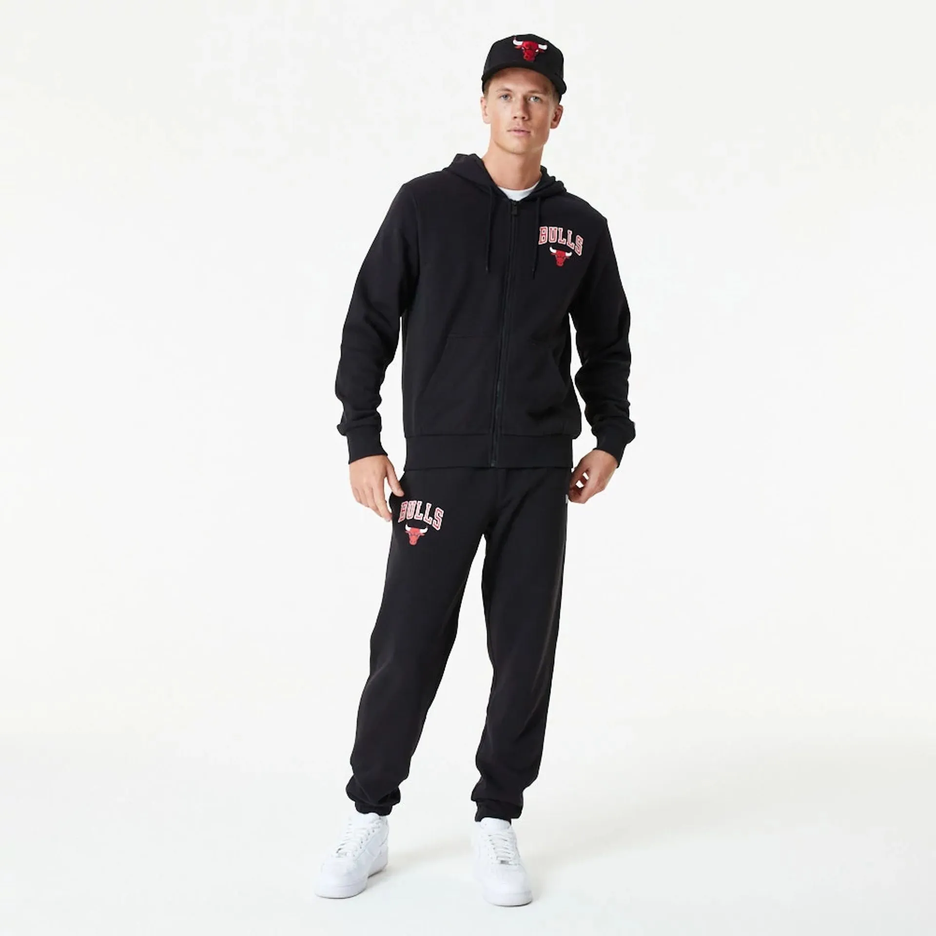 Chicago Bulls NBA Essential Black Full Zip Hoodie