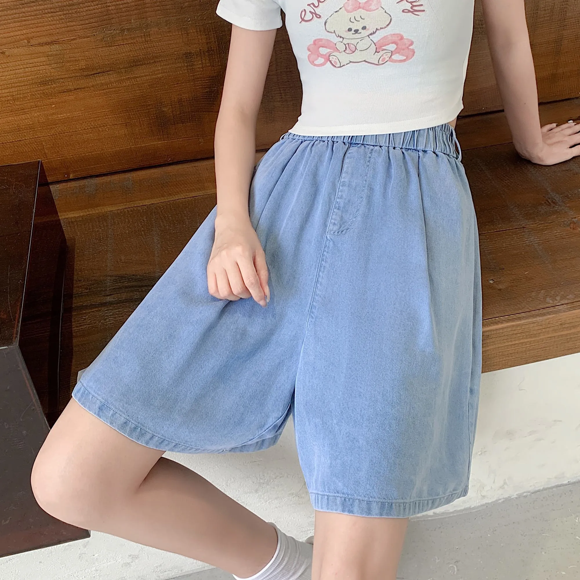 High-Waisted Draping Lyocell Wide-Leg Thin Loose Fit Versatile Denim Shorts