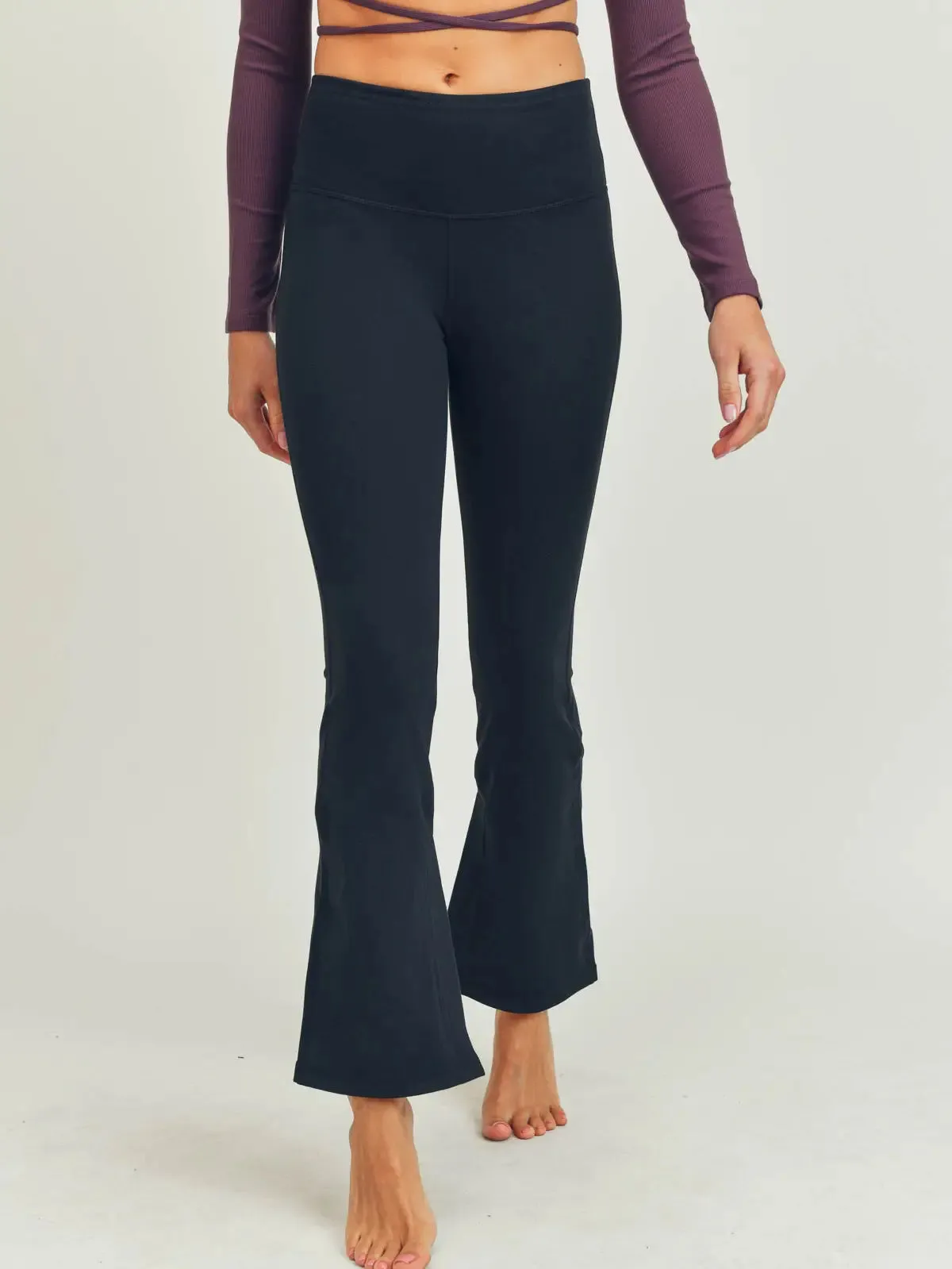 High-Waisted Flare Legging