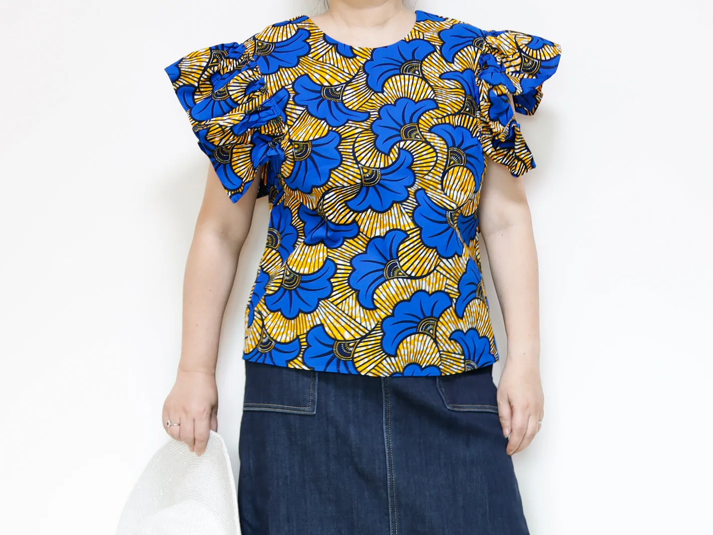 <S24-001> AFRICAN TOPS