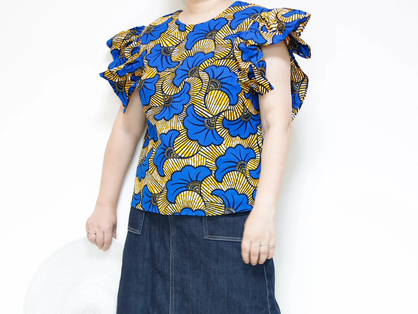 <S24-001> AFRICAN TOPS