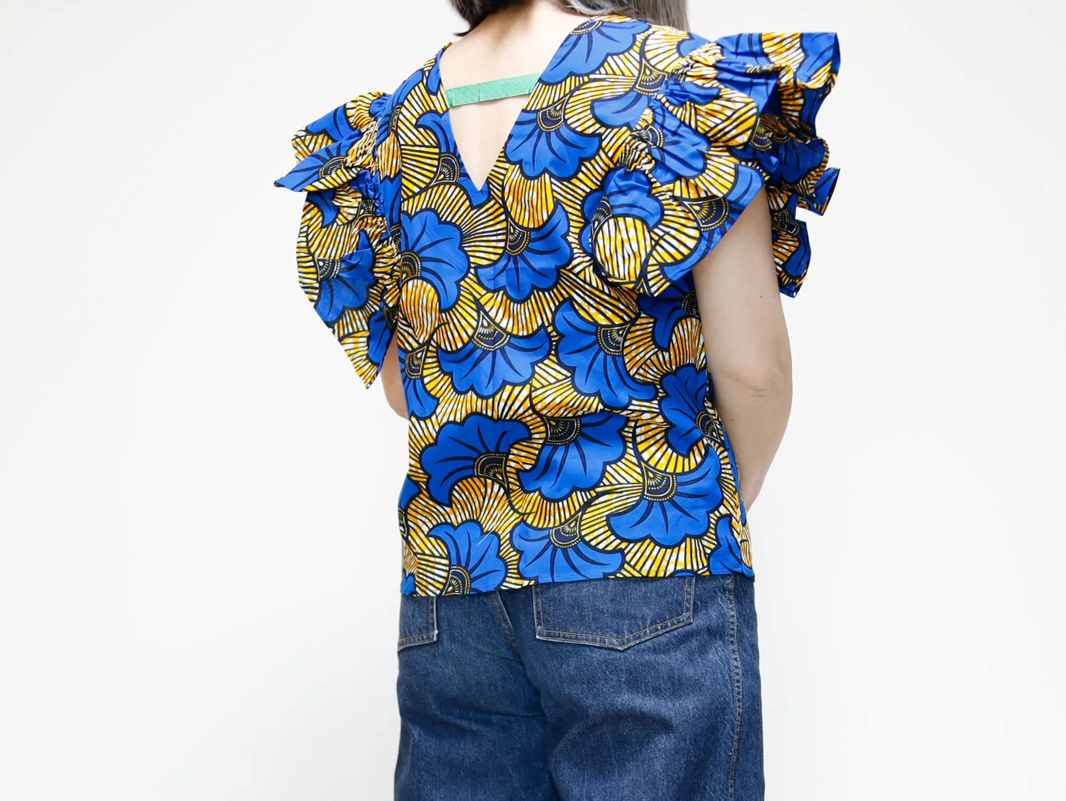 <S24-001> AFRICAN TOPS