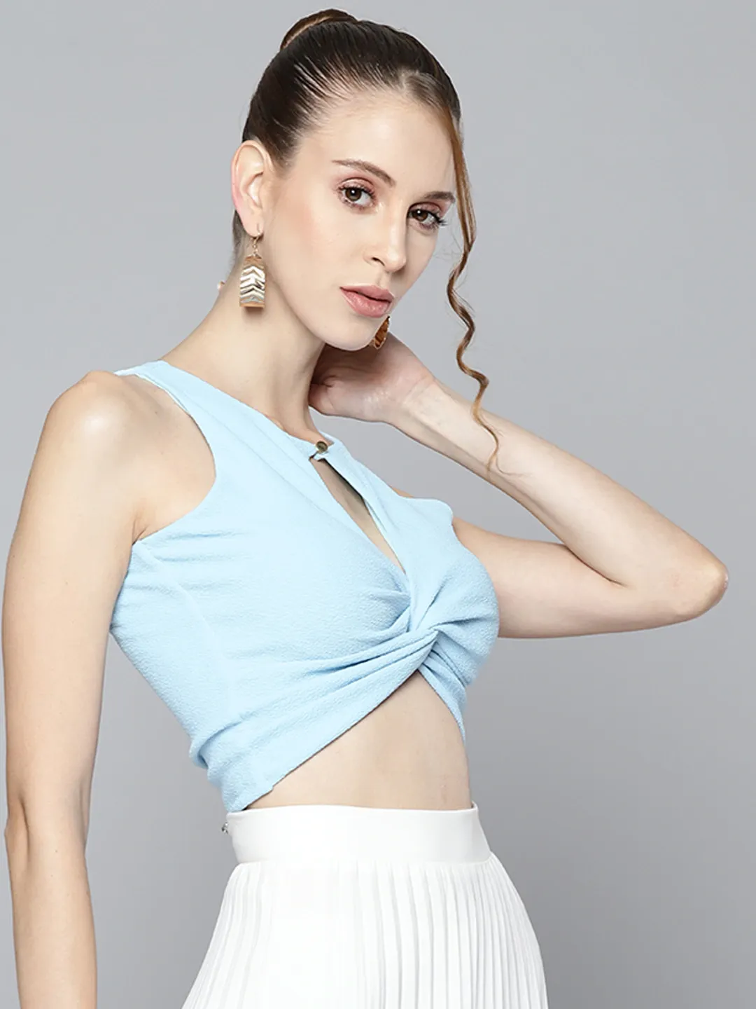 Women Blue Front Keyhole Twisted Crop Top